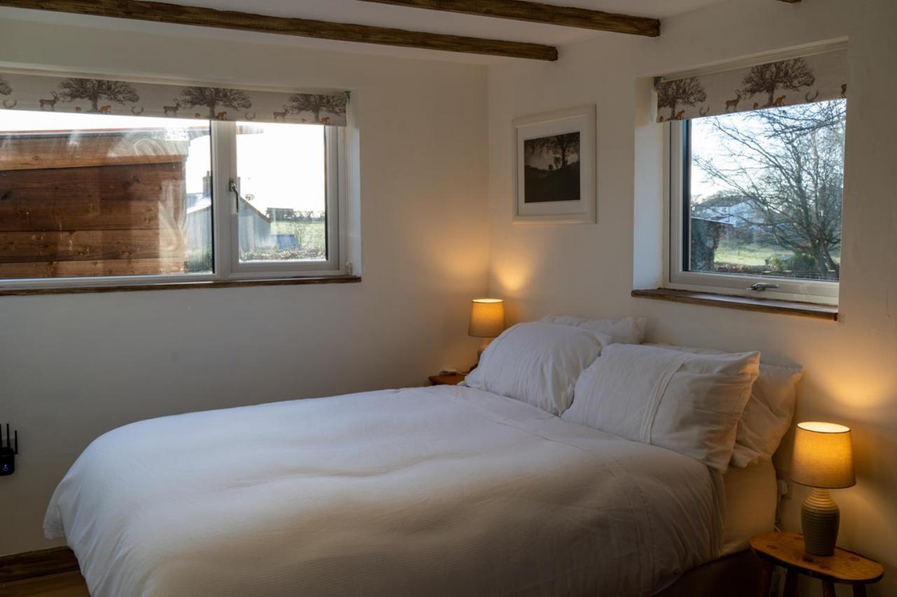 Rose Hideaway - Forest Of Dean Cosy Cabin Retreat Yorkley Экстерьер фото